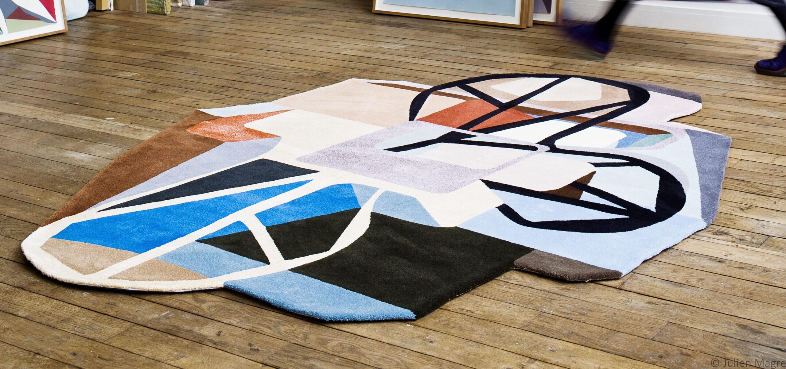 Des tapis non-conventionnels pour dynamiser votre espace